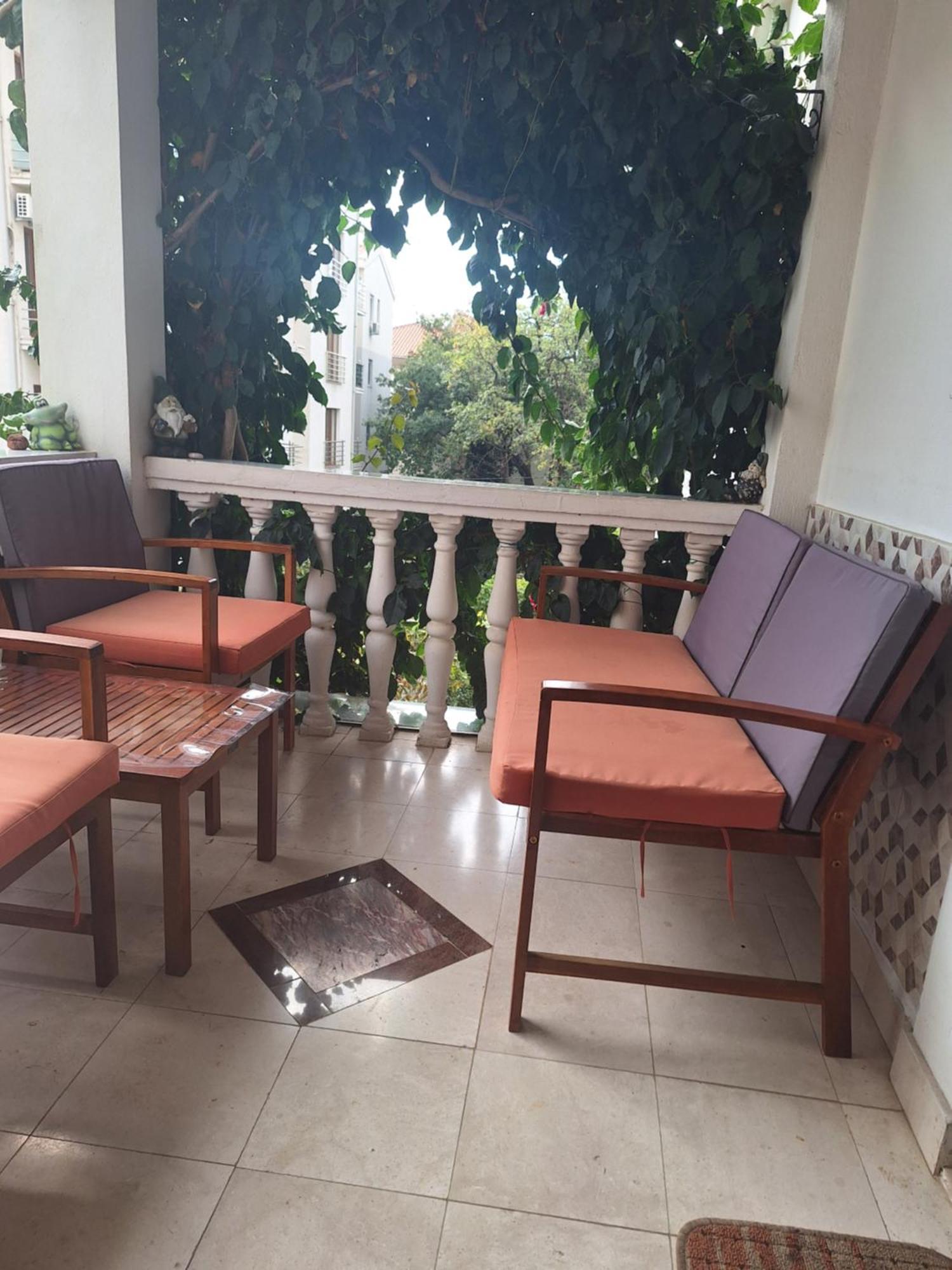 Apartment на вилле с бассейном и паркингом Budva