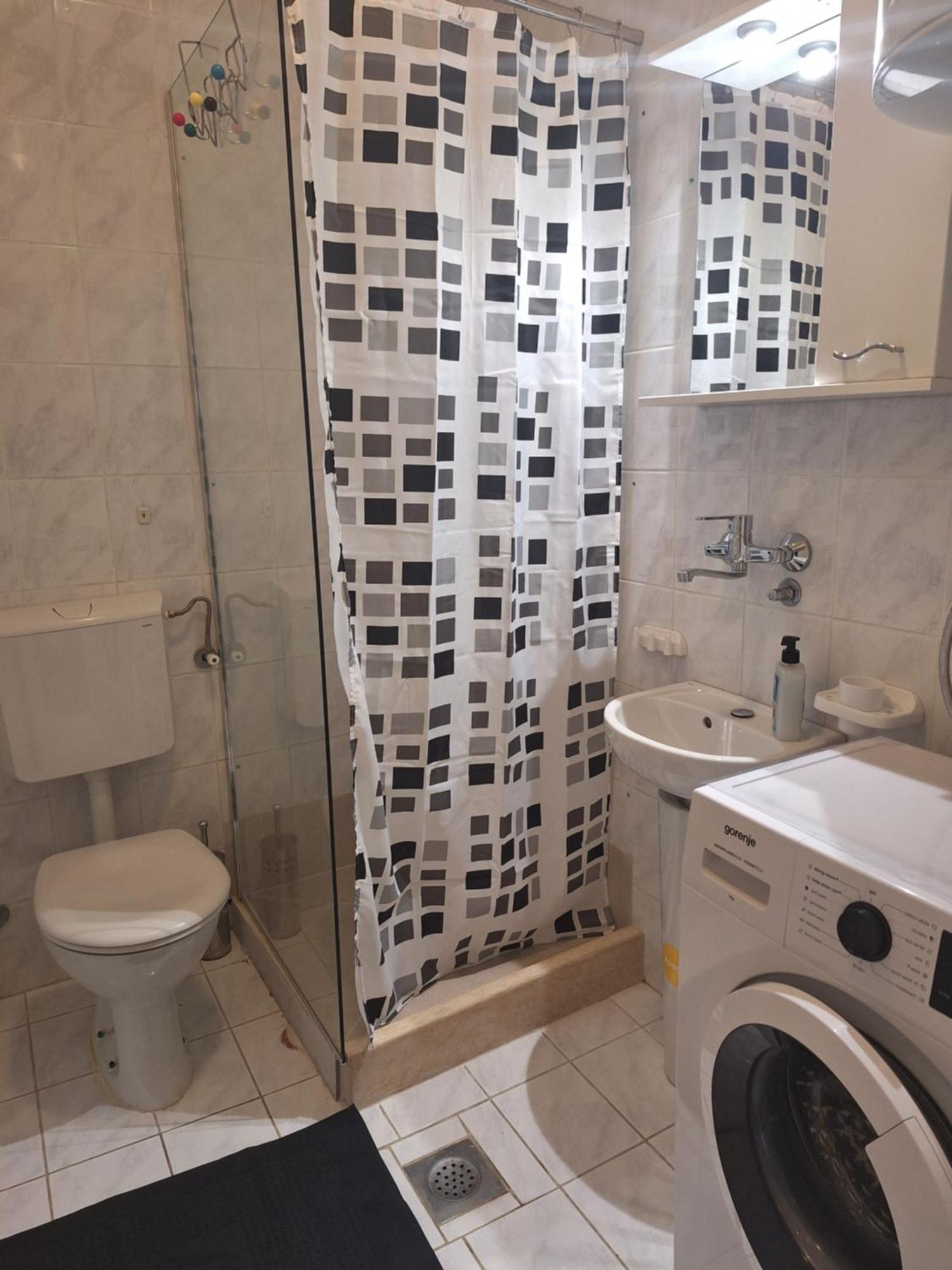 Apartment на вилле с бассейном и паркингом Budva